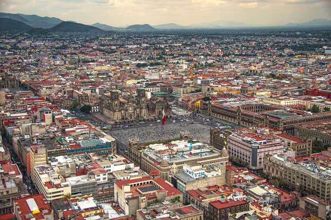Mexico City Tour Bilingual Tour - Reforma, Chapultepec, and the City’s Grand Scale