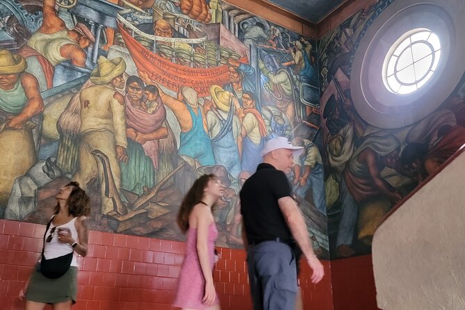 Mexico City Vegan & Veggie Market Explorer plus Cooking Lesson - Zócalo provides the tour’s starting point