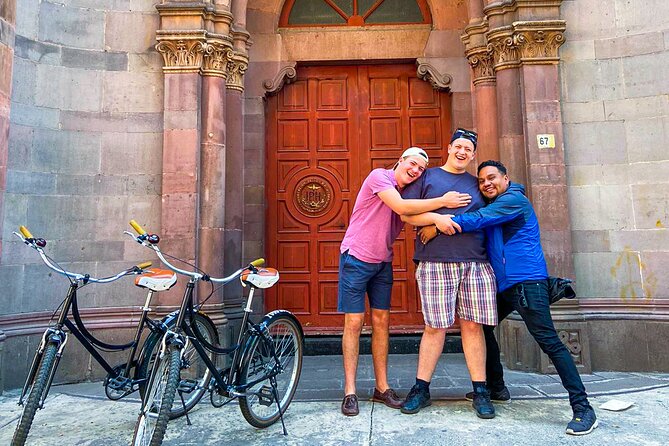 Mexico Off the Beaten Track: Street Food & Bikes — All Inclusive - Pulque and the Monument to the Revolution