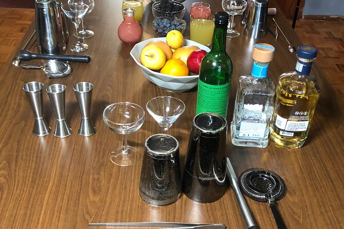 Mezcal and Tequila Cocktail Masterclass - The welcome drink and the first lesson
