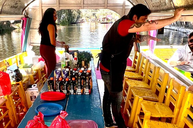Mixology, Food, Wine and Beer Experience in Xochimilco - Snacks, tostadas, and the limits of the food