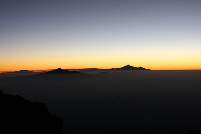 Mountaineering Iztaccihuatl (5220m) - Why Iztaccihuatl makes a serious Mexico City side trip