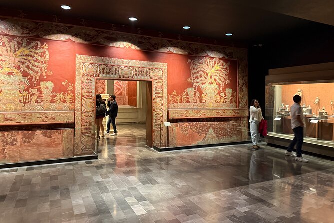 Museum of Anthropology and Chapultepec Castle VIP guided tour - Entering Chapultepec Castle and the Maximilian story