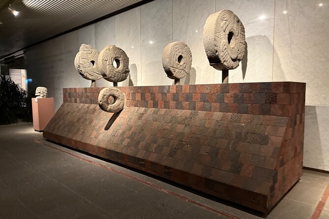 Museum of Anthropology and Chapultepec Castle VIP guided tour - Is $89 a fair price for five hours?