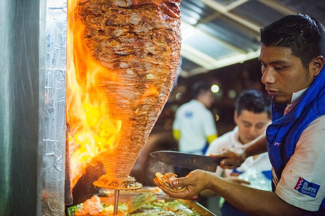 Narvarte At Night: Tacos, Chelas & Mezcal - The cantina stop and Mexico City drinking customs