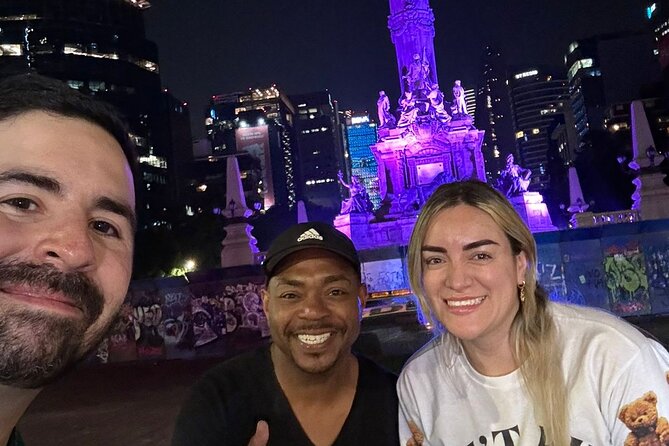 Night tour + tacos in Mexico City fully illuminated! - The Zócalo and Mexico City’s historic center