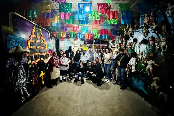 Pako ToursMX Trajinera Fiesta Float- Xochimilco Mexico City - How the group size changes the mood