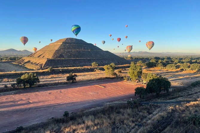 Private Balloon Flight over Teotihuacan plus Breakfast and Entry - Is $477.64 per person a fair price?