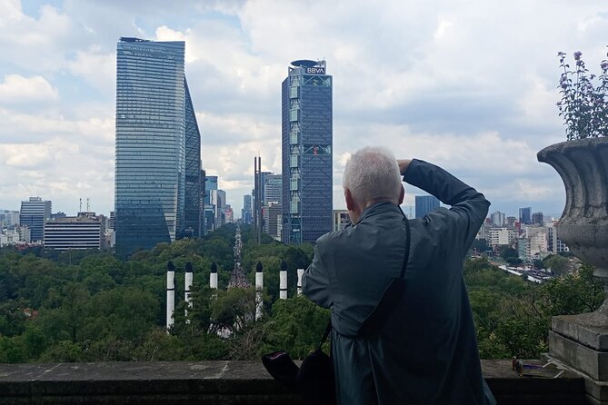 Private Chapultepec Castle Tour - Best Rated - Walking up through Chapultepec’s grounds