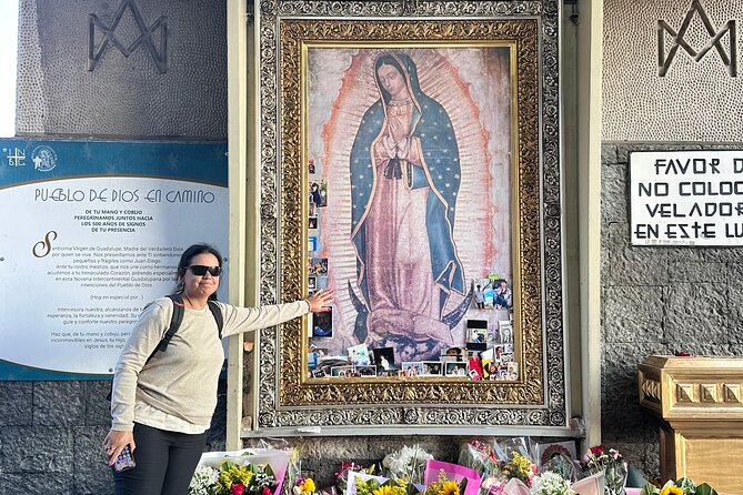 Private experience to the Basilica of Guadeloupe with transportation - Walking up Tepeyac Hill