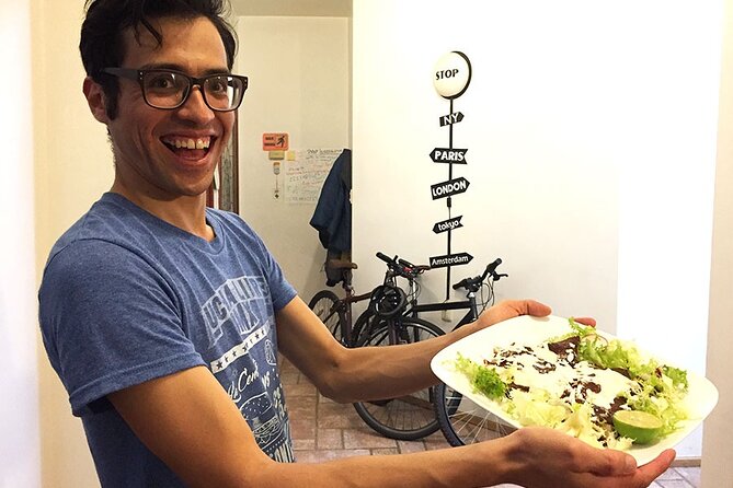 Private Home Cooking Experience in Mexico City with Alex and Ale - Who should book this home cooking visit?