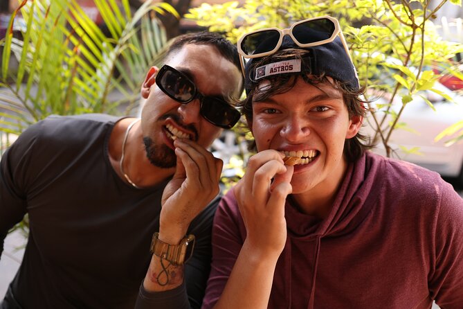 Private Lucha Libre : Mezcal tasting, Taco Tour or Mexican candy - Starting in Roma with a choice of tastings