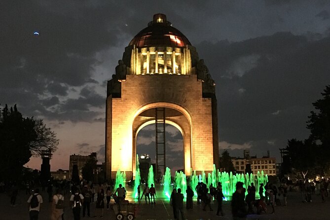 PRIVATE Tour Downtown & Anthropology Museum & Chapultepec Castle - Alameda Central and the Palace of Fine Arts