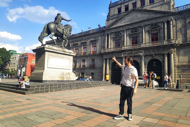 Private Tour in Mexico City with an Award Winning Author - Palacio Iturbide and colonial style