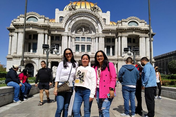Private Tour Mexico City VIP FULL DAY - The Zócalo and the Aztec capital beneath the city