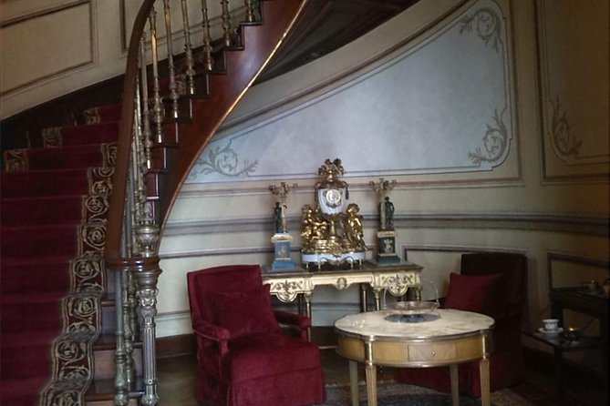 Private Tour Museum of Anthropology and Chapultepec Castle. - Three hours inside the National Museum of Anthropology