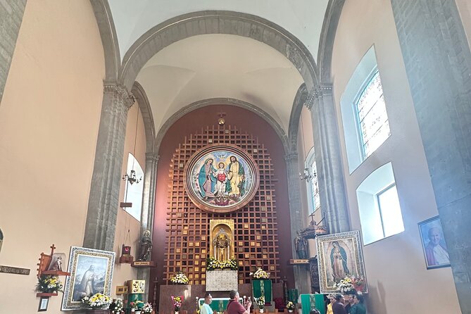 Private tour of the basilica of Guadalupe with Guadalupano museum - The Holy-Water Chapel and an Early Guadalupe Temple
