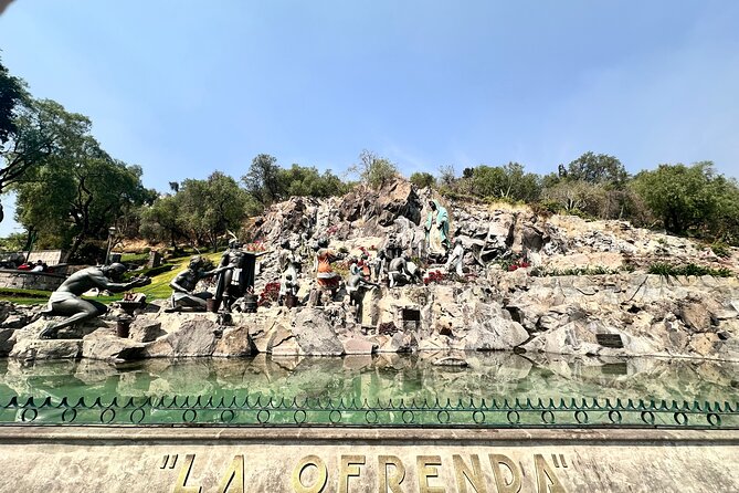 Private tour of the basilica of Guadalupe with Guadalupano museum - The First Basilica and the Older Churches