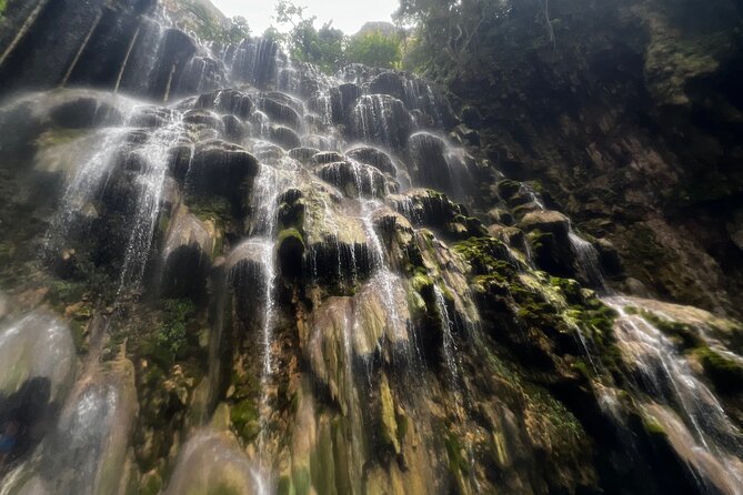 Private Tour of Tolantongo Grottoes with Transportation from CDMX - Breakfast first, then a full day outdoors