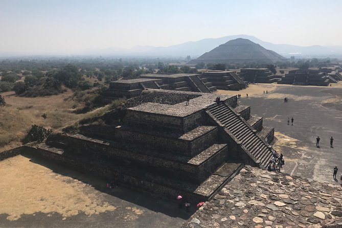 Private Tour Teotihuacan Pyramids & Basilica of Guadalupe - Tlatelolco and the Plaza of Three Cultures