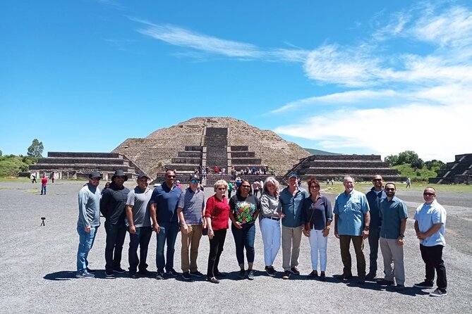 Private Tour to Teotihuacán with Transportation - Plaza de las Tres Culturas sets the context