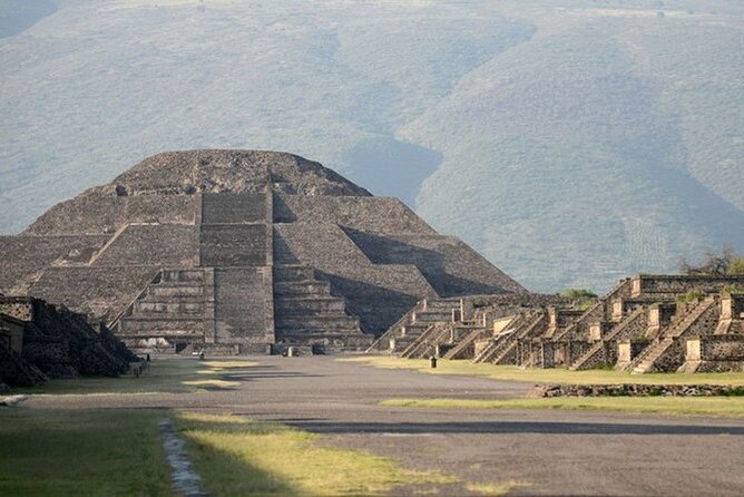 Private Tour to the Pyramids of Teotihuacán from CDMX from 1 to 4 people - Why a private Teotihuacán tour can be worth it