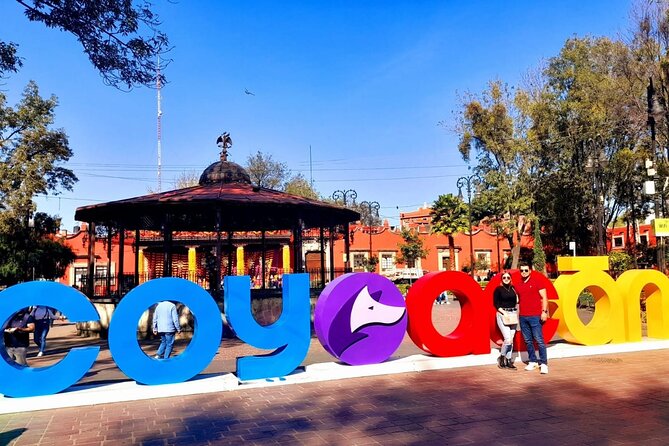 Private Tour to Xochimilco, Coyoacan and the World of Frida Kahlo - Timing, group size, and practical details