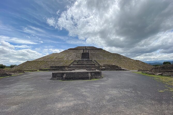 Private Tour with Archaeologist and VR Experience at Teotihuacan - Key points to know before you book