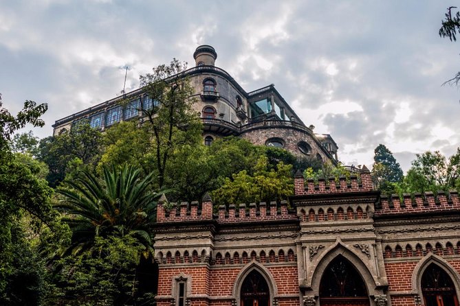 Private Walking Tour Anthropology Museum & Chapultepec Castle - Why this pairing works so well