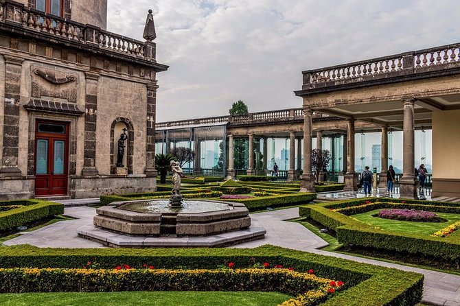 Private Walking Tour Anthropology Museum & Chapultepec Castle - Is $172 per person a fair price?