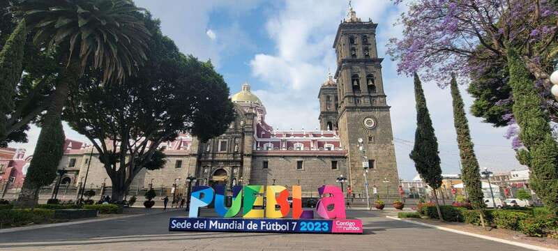 Puebla: Hop-On Hop-Off Bus Tour with Audio Guide - Puebla in one bus ride