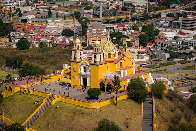 Pyramid of Cholula and Puebla: Private Tour from Mexico City - Santa Maria Tonantzintla, Baroque decoration without the crowds of a major museum