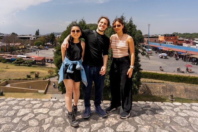 Pyramid of Cholula and Puebla: Private Tour from Mexico City - What the private vehicle and guides add