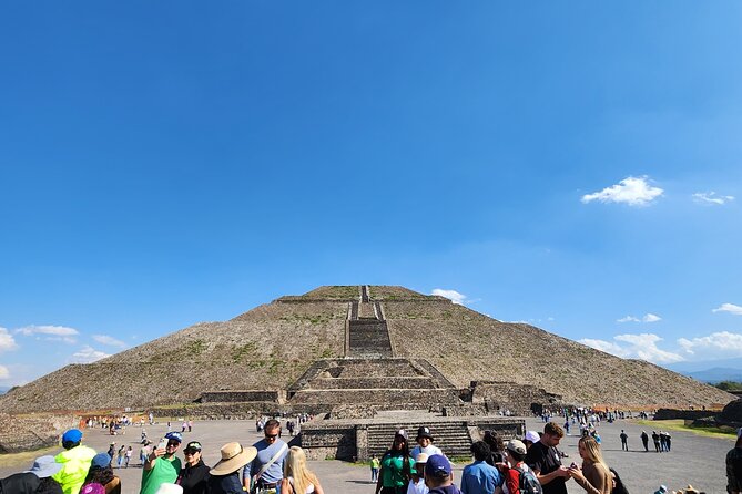 Pyramids and Basilica of Guadalupe Tour with Round Transport - Key points to know before booking