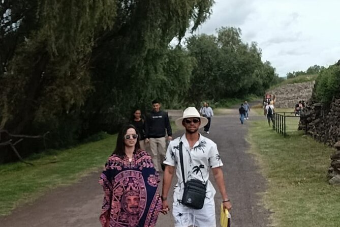 Pyramids of Teotihuacan and Basilica of Guadalupe / Small Groups - Why This Teotihuacán and Guadalupe Combination Works