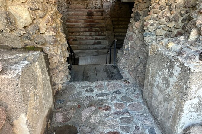 Pyramids of Teotihuacan Dawn (Tequila and Mezcal Tasting) - Is $49 a good price?