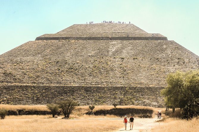 Pyramids of Teotihuacan, Guadalupe Shrine & Tlatelolco Tour - Teotihuacan: three hours among the Sun and Moon Pyramids