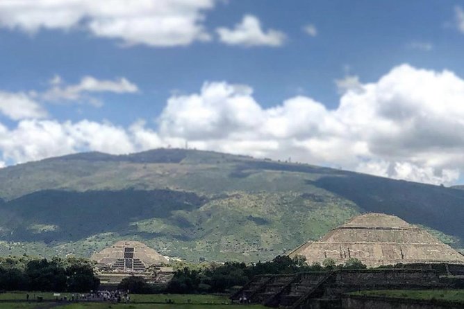 Pyramids of Teotihuacan Private Tour - Why this private combination works