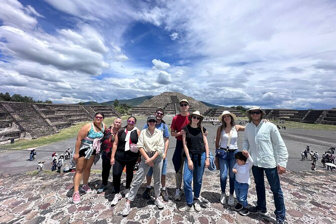 Pyramids of Teotihuacan without traps for tourists morning or afternoon - Entering the archaeological zone before the rush