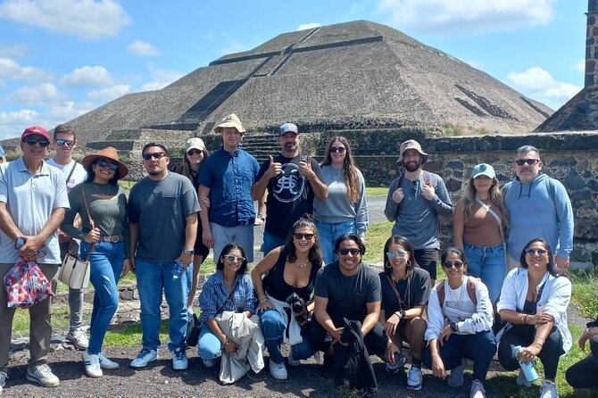 Pyramids of Teotihuacan without traps for tourists morning or afternoon - Free time, local crafts, and the food question