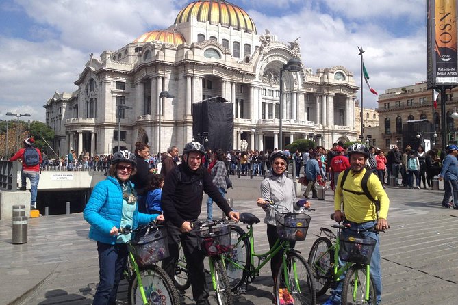 Ride Mexico City Historic Center, highlights w/ taco stop - Safety, equipment, and the right riding level