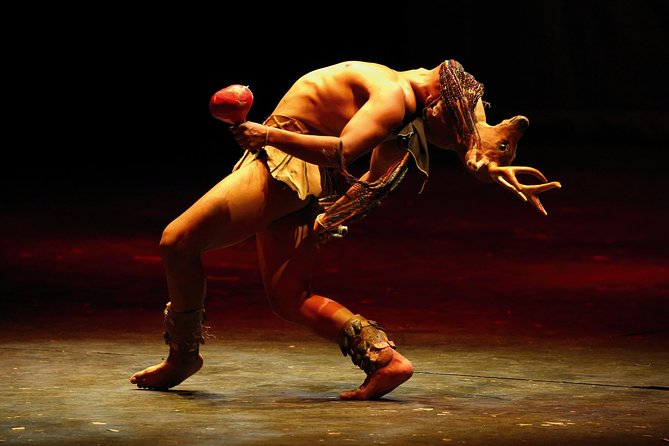 Small Group: Discover the Folkloric Ballet of Mexico - The Palacio de Bellas Artes experience