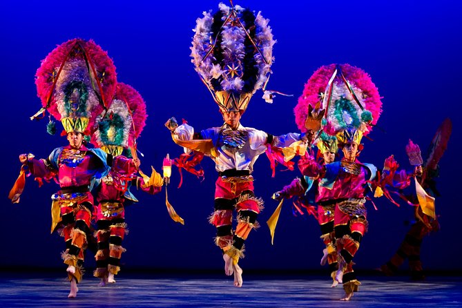 Small Group: Discover the Folkloric Ballet of Mexico - What to expect inside the performance