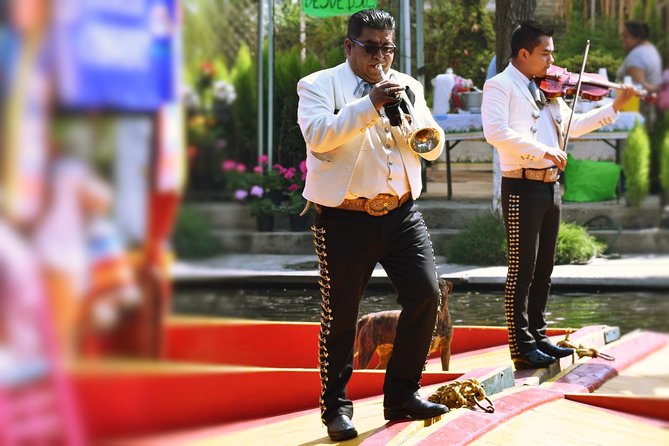 Small Group: Discover Xochimilco, Coyoacán, Frida Kahlo Museum and House - How the nine-hour schedule really feels