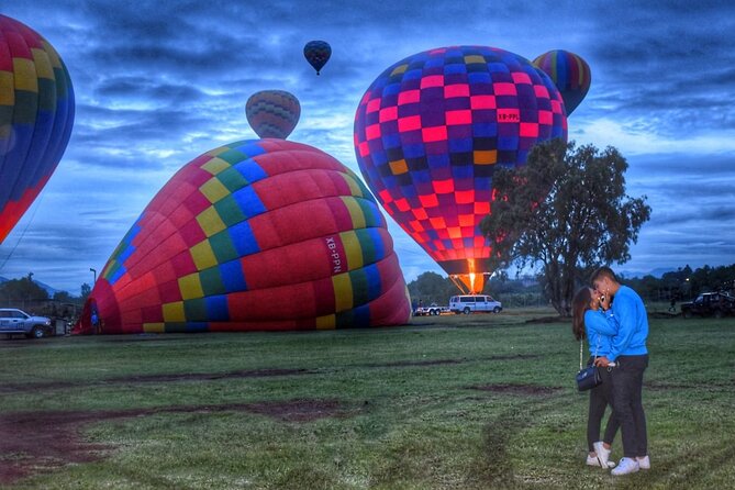Sunrise HotAir Balloon Adventure Over Teotihuacan's Pyramids - The early ride from Mexico City