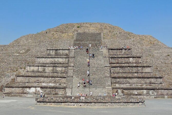 Teotihuacan and Basilica of Guadalupe with mezcal, tequila & handcrafts - Plaza de las Tres Culturas and the layers of Mexico City
