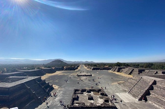 Teotihuacan Archaeology Tours - The Citadel and its ceremonial scale