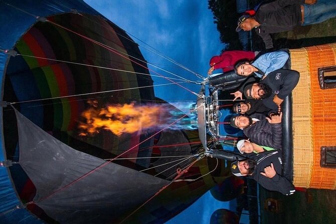 Teotihuacan balloon flight with cave breakfast and CDMX pickup - Obsidian and the craft workshop