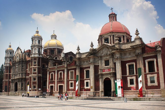 Teotihuacan & Basilica Guadalupe Tour with lunch - Should you book it?