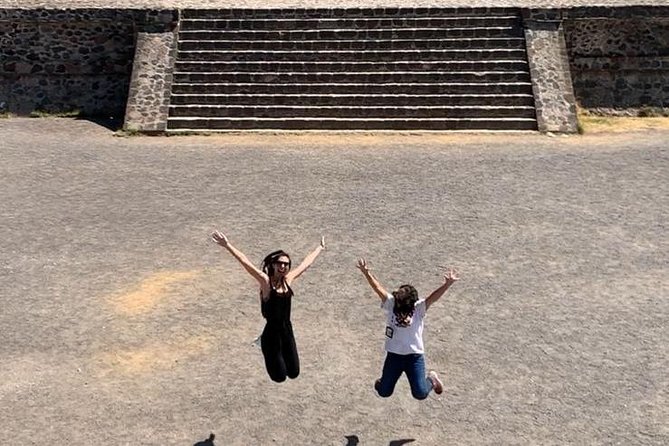 Teotihuacan Early Morning Tour: Avoid Crowds, & Expert Guide - Walking through Teotihuacan Centro